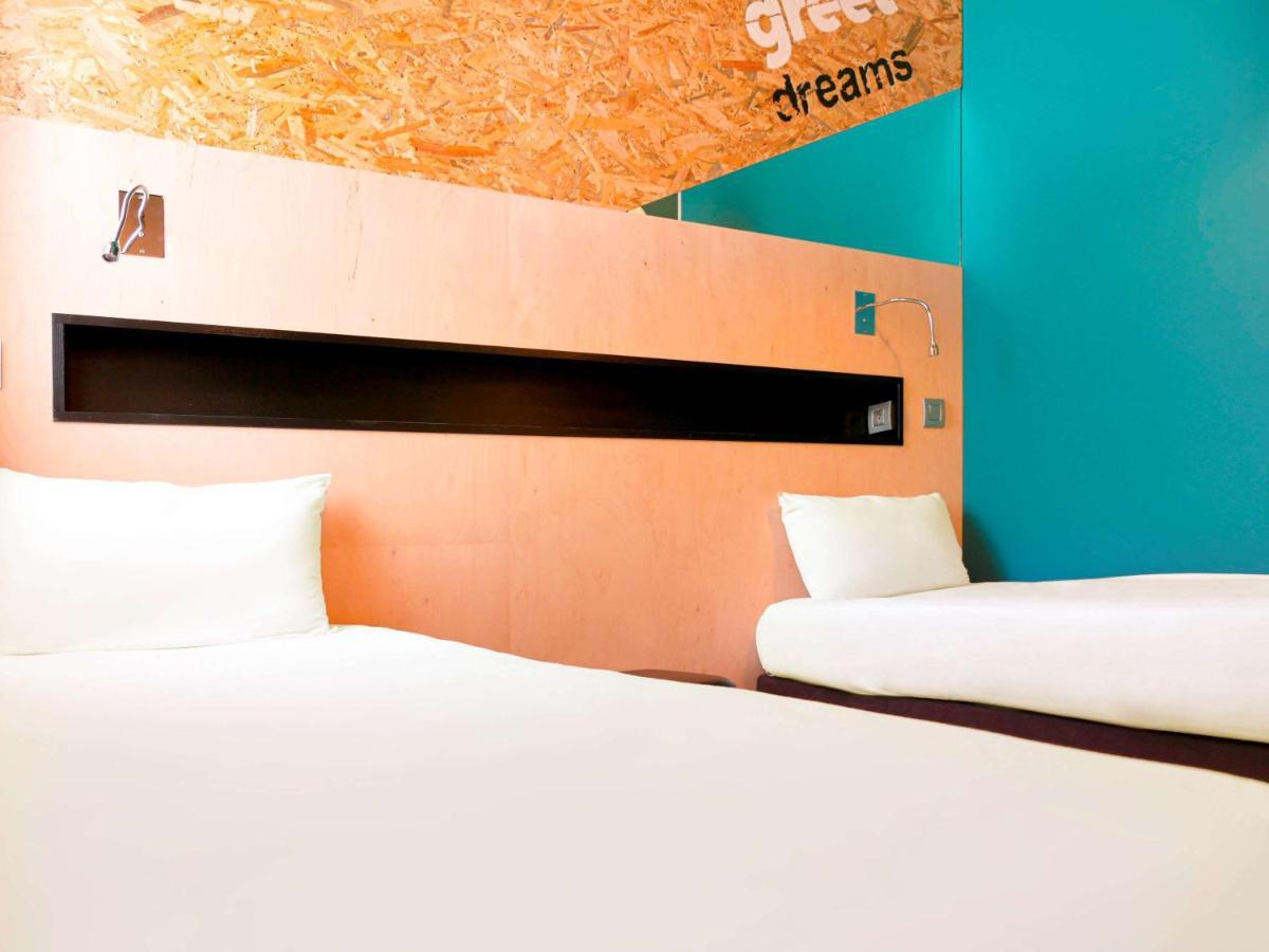 Greet Hotel Marseille Provence Aeroport Vitrolles  Exterior photo